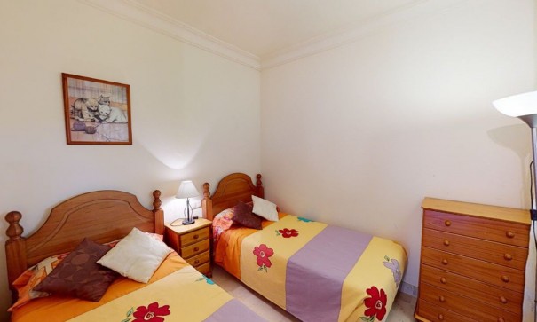 Återförsäljning - Lägenhet lägenhet -
Roda Golf