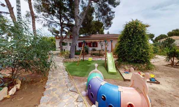 Sale - Detached Villa -
Murcia - pinar de campoverde