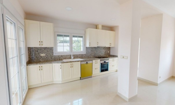 Venta - Chalet Independiente -
Cabo Roig