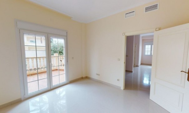 Venta - Chalet Independiente -
Cabo Roig