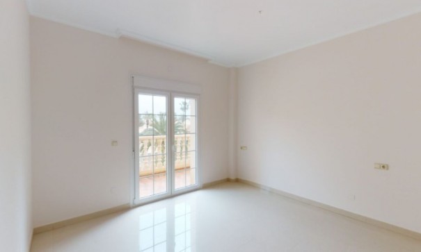 Venta - Chalet Independiente -
Cabo Roig