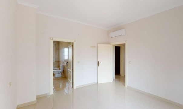 Venta - Chalet Independiente -
Cabo Roig