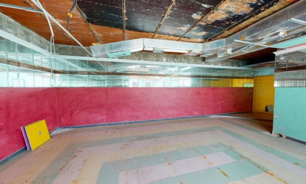 Venta - Casa de pueblo -
Albatera