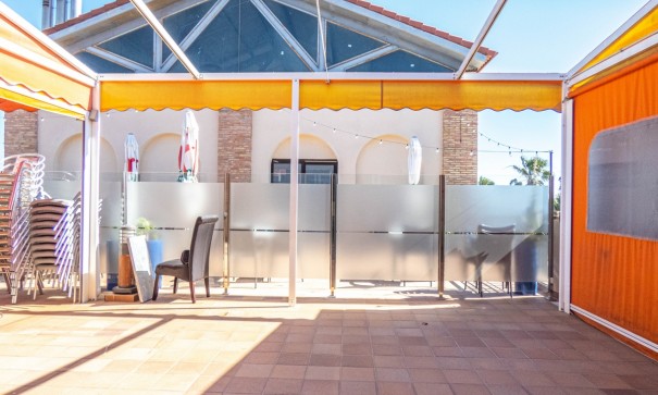 Sale - Commercial -
La Finca Golf - Algorfa