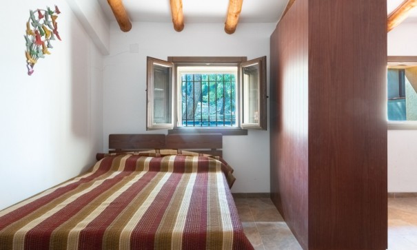 Sprzedaż - Willa wolnostojąca -
Ibi