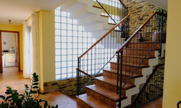 Herverkoop - Finca Landelijk pand -
Orihuela - Correntías Medias