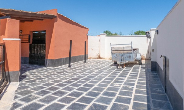 Sale - Detached Villa -
Heredades - Rojales