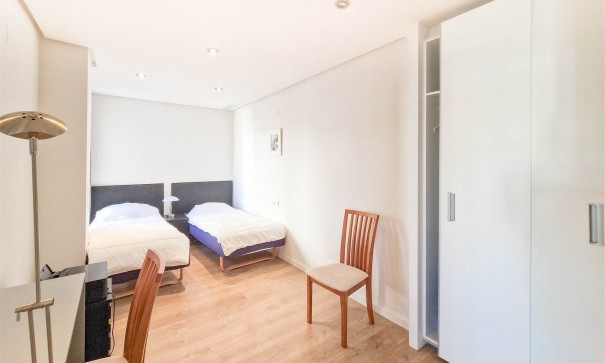 Sprzedaż - Apartament mieszkanie -
Los Dolses