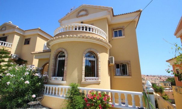 Detached Villa - Sale - Villamartín -
                Villacosta