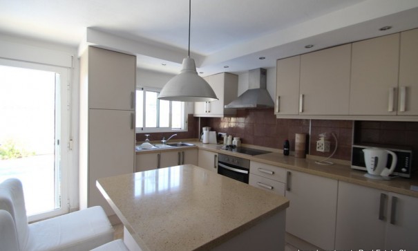 Sale - Detached Villa -
Villamartín - Villacosta