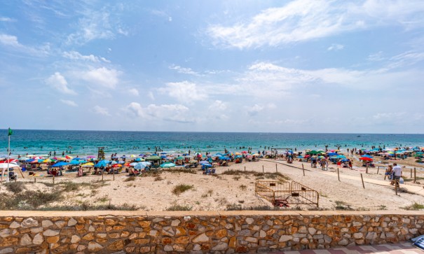 Nouvelle construction - Vrijstaande Villa -
La Zenia