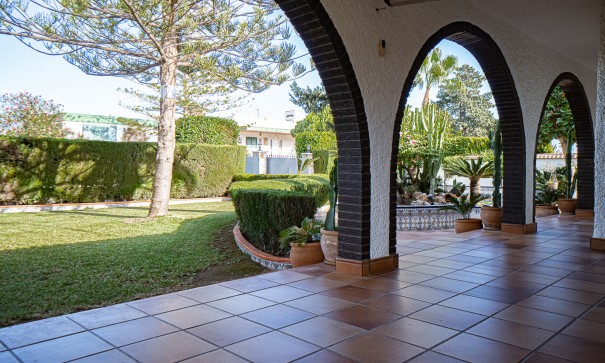 Revente - Villa Individuelle -
La Zenia - Beachside