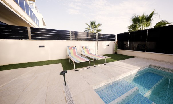 Nybyggd - Fristående villa -
Dehesa de Campoamor - Dehesa de campoamor