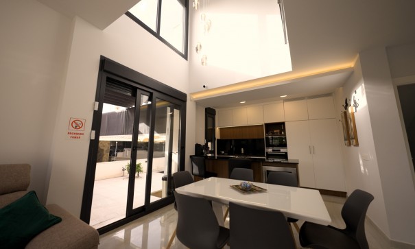 Nybyggd - Fristående villa -
Dehesa de Campoamor - Dehesa de campoamor