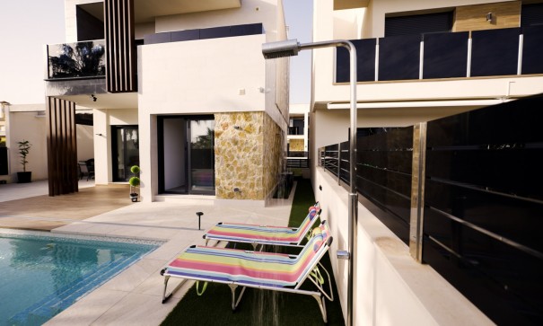 Nybyggd - Fristående villa -
Dehesa de Campoamor - Dehesa de campoamor