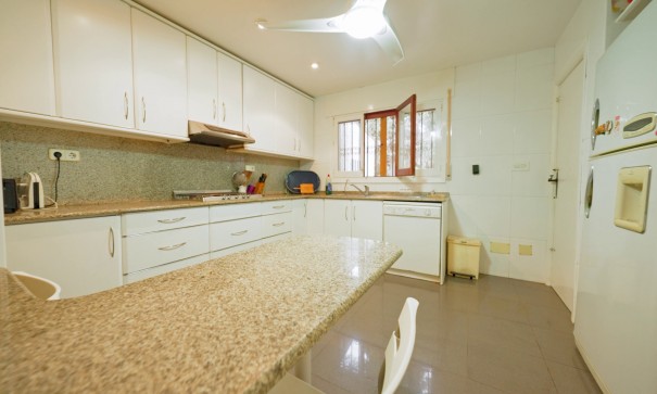 Återförsäljning - Fristående villa -
Dehesa de Campoamor - Dehesa de campoamor