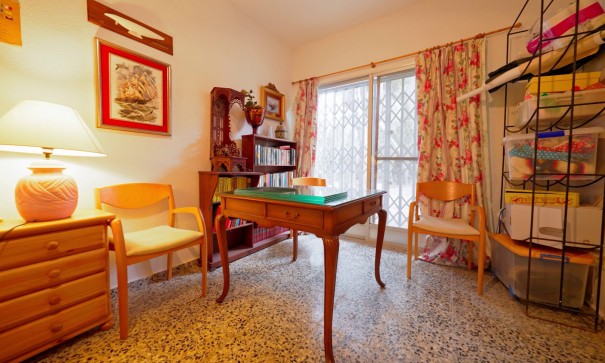 Återförsäljning - Fristående villa -
Dehesa de Campoamor - Dehesa de campoamor