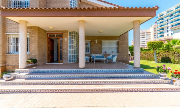 Sale - Detached Villa -
Torrevieja - La veleta