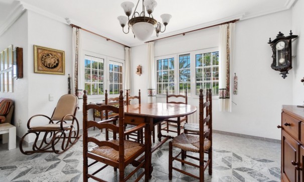 Sale - Detached Villa -
Torrevieja - La veleta