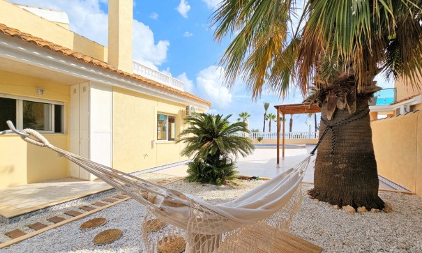 Sale - Detached Villa -
Los Urrutias - ESTRELLA DE MAR