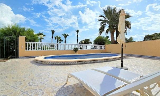 Sale - Detached Villa -
Los Urrutias - ESTRELLA DE MAR