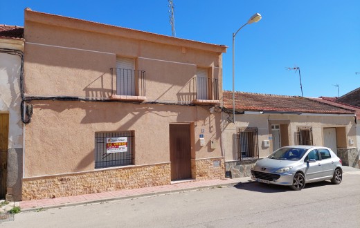 Resale - Town house -
Torremendo