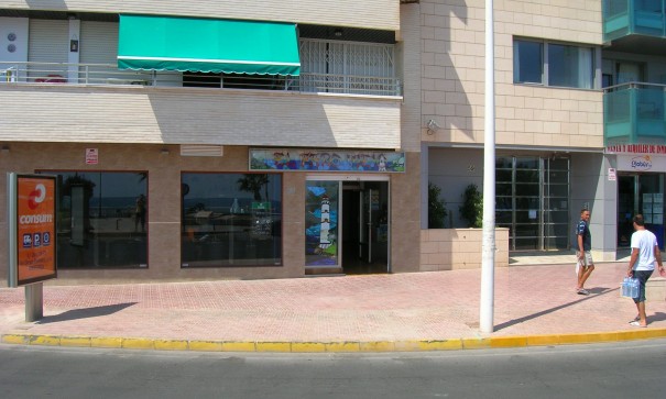Venta - Comercial -
Torrevieja