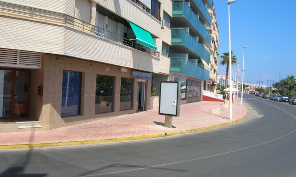 Venta - Comercial -
Torrevieja