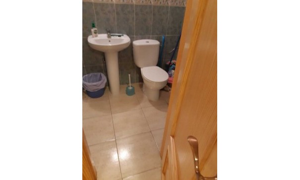 Sprzedaż - Reklama w telewizji -
Torrevieja