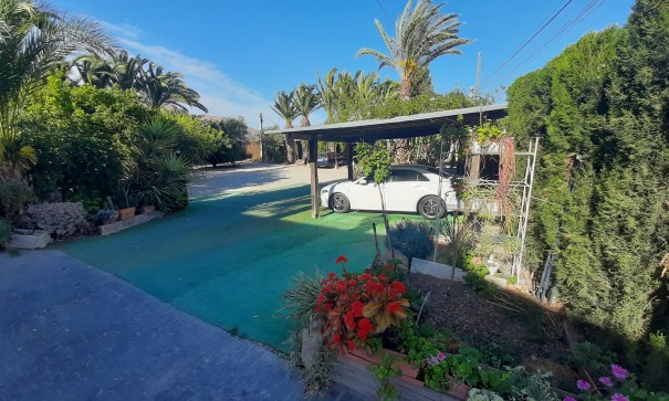 Resale - Freistehende Villa -
Orihuela