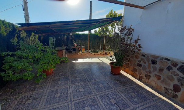 Resale - Freistehende Villa -
Orihuela
