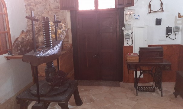 Resale - Freistehende Villa -
Orihuela