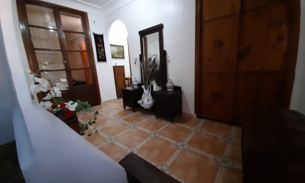 Resale - Freistehende Villa -
Orihuela