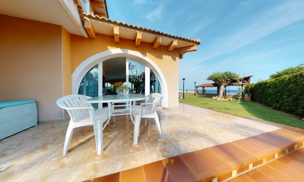 Revente - Villa Individuelle -
Torrevieja