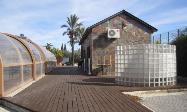 Herverkoop - Vrijstaande Villa -
Los Montesinos