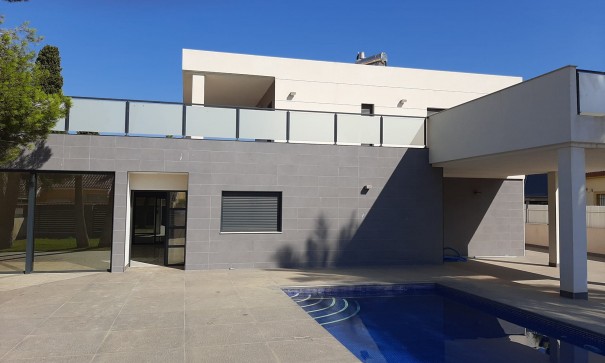 Revente - Villa Individuelle -
Orihuela Costa