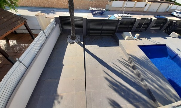 Revente - Villa Individuelle -
Orihuela Costa