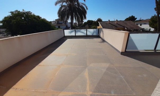 Revente - Villa Individuelle -
Orihuela Costa