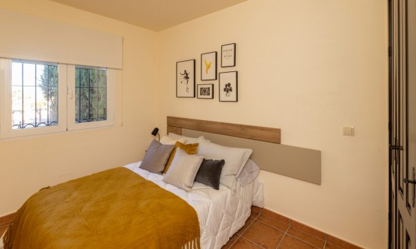 Återförsäljning - Villa i parhus -
Murcia