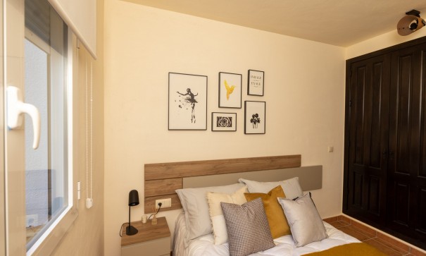 Återförsäljning - Villa i parhus -
Murcia