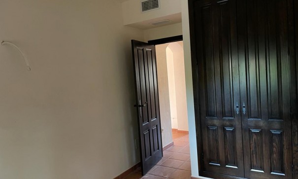 Sprzedaż - Willa w zabudowie bliźniaczej -
Murcia