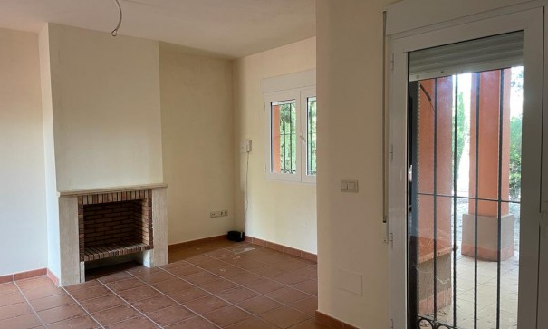 Sprzedaż - Willa w zabudowie bliźniaczej -
Murcia