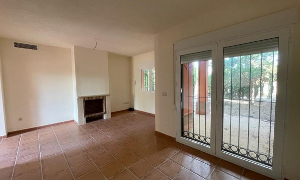 Sprzedaż - Willa w zabudowie bliźniaczej -
Murcia