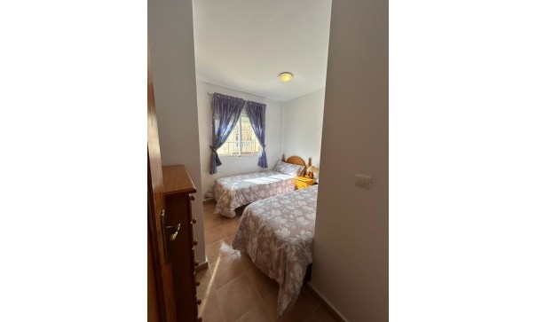 Resale - Wohnung Appartement -
Torrevieja