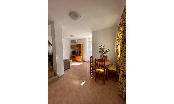 Resale - Wohnung Appartement -
Torrevieja