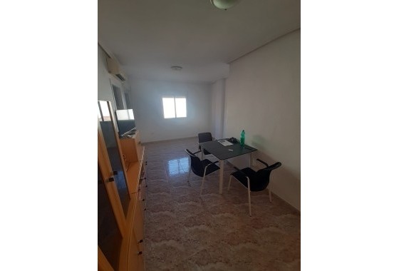 Resale - Wohnung Appartement -
Torrevieja