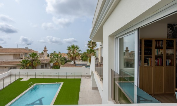 Sale - Apartment Flat -
Orihuela Costa - Villamartin