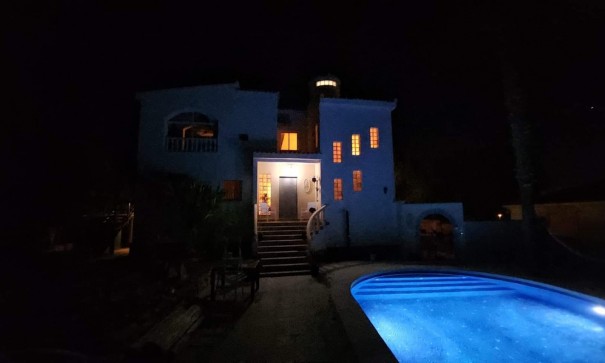 Sale - Finca Country Property -
Pilar de la Horadada - Pinar de Campoverde