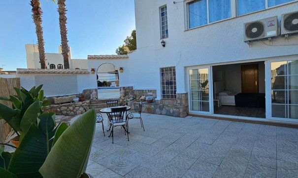 Sale - Finca Country Property -
Pilar de la Horadada - Pinar de Campoverde