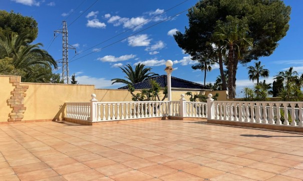 Revente - Villa Individuelle -
Orihuela Costa - Villamartín